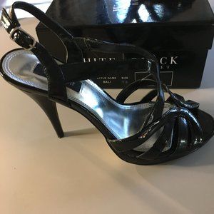 White House Black Market Black Sandal Sz 7.5